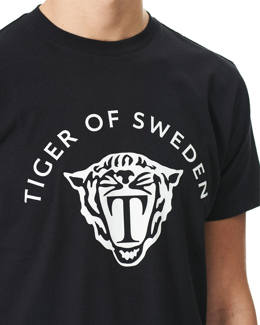 DILLAN - Tiger of Sweden