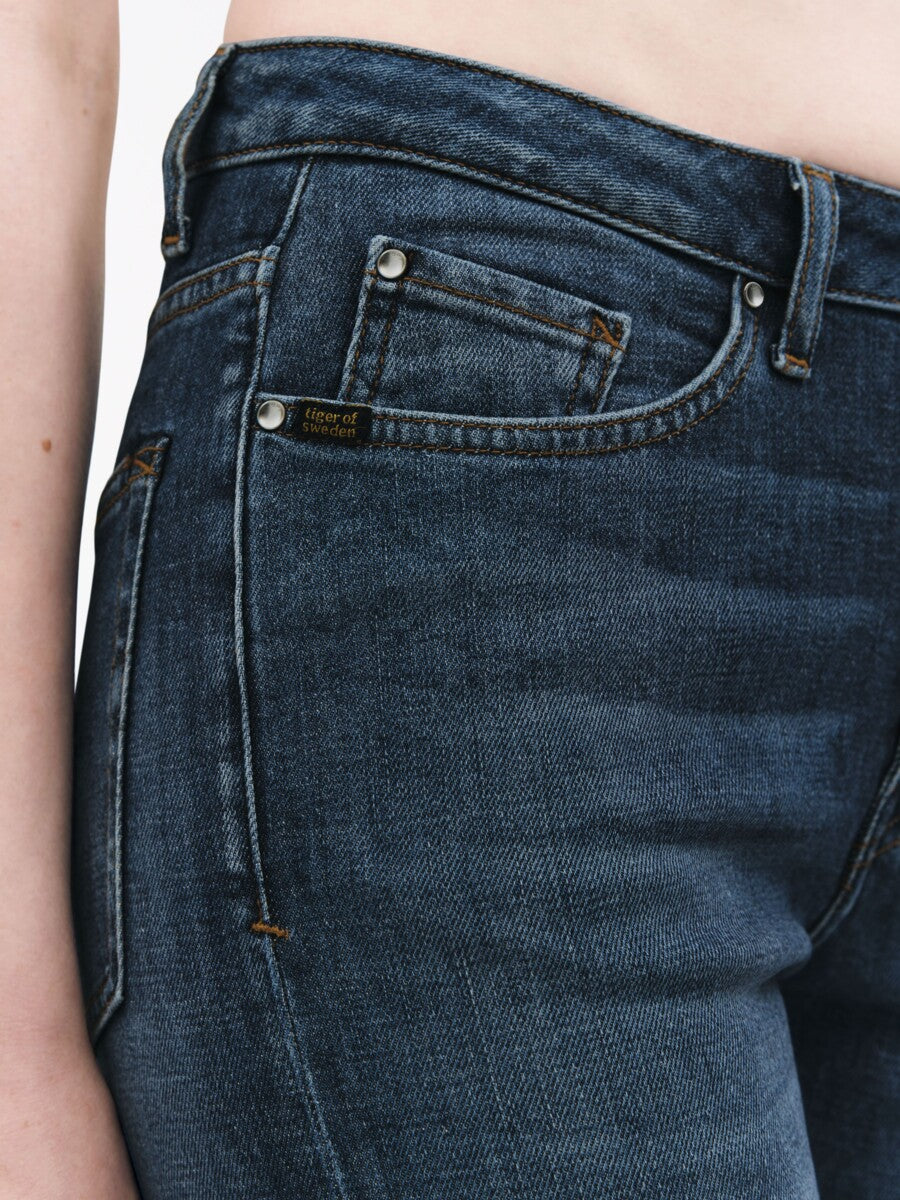 Medium blue