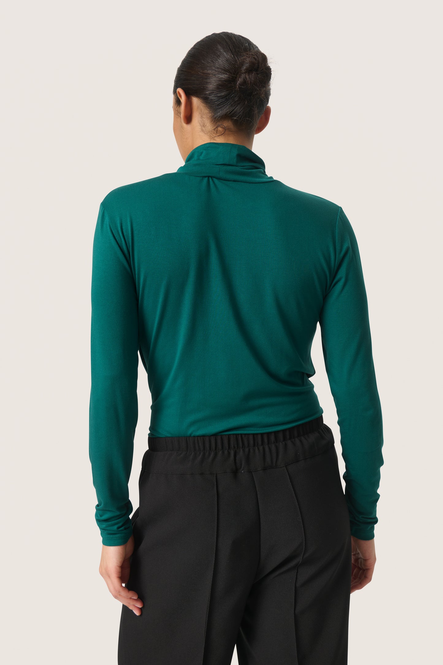 SLHanadi Rollneck LS - Soaked in Luxury