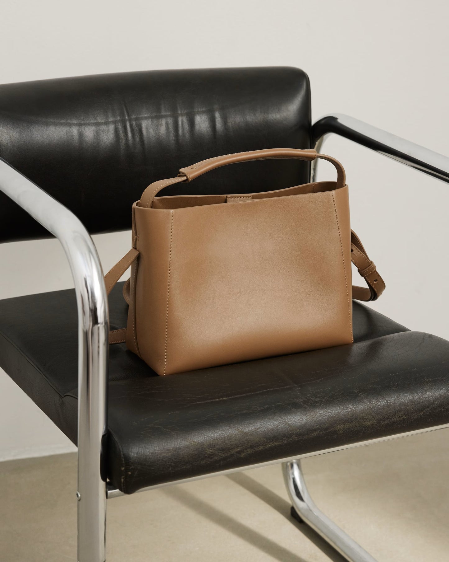 Hedda Midi Handbag - Flattered