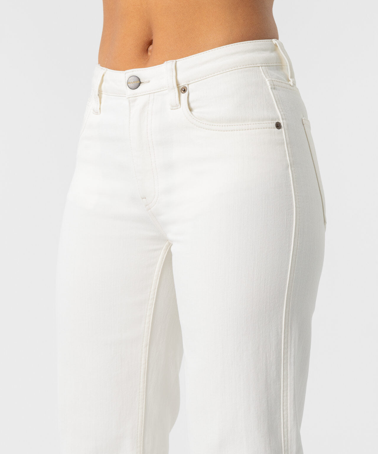Victoria Jean - OlaJeans