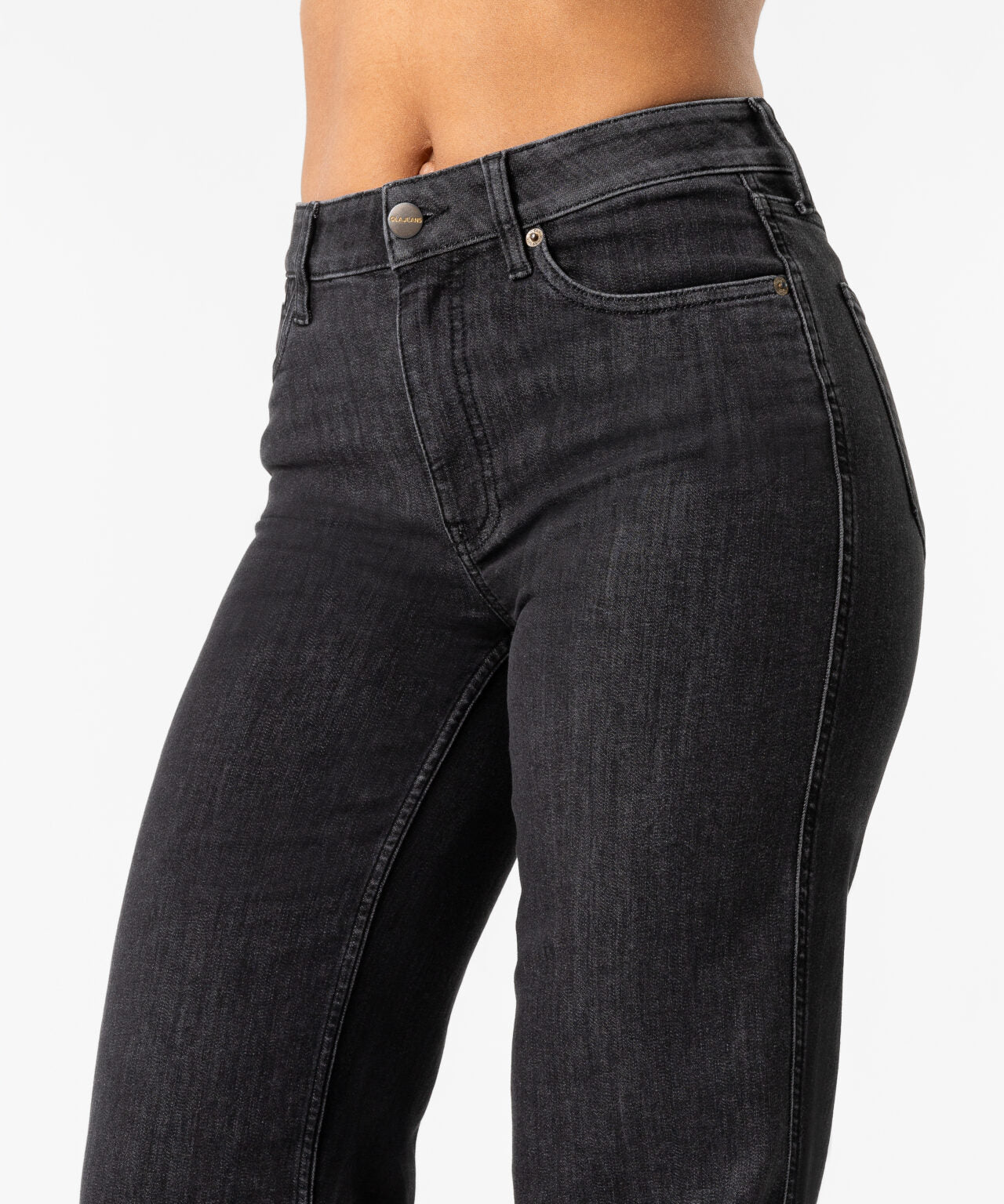 Victoria Jean - OlaJeans