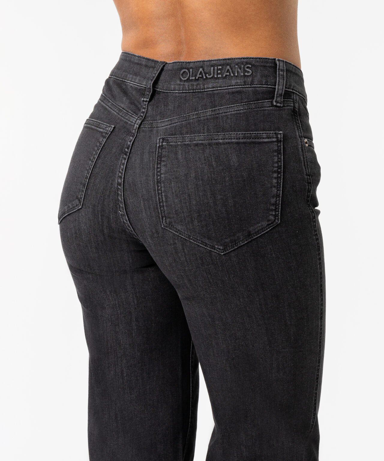 Victoria Jean - OlaJeans